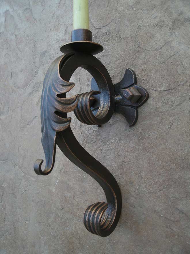 small-iron-leaf-candle-sconce
